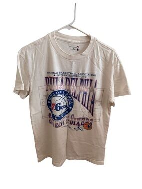 Philadelphia 76ers Tee